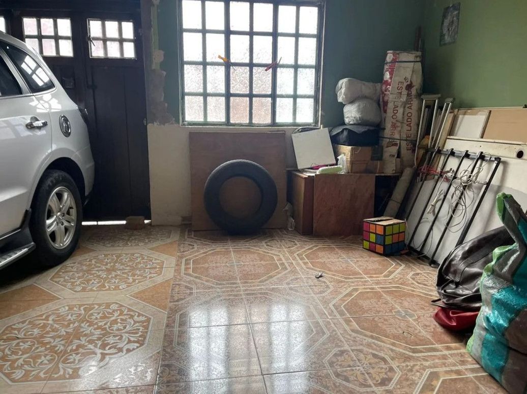 Casa de 14 alcobas en venta en Murillo Toro, Bogotá, 430 m² · foto 18 de 19