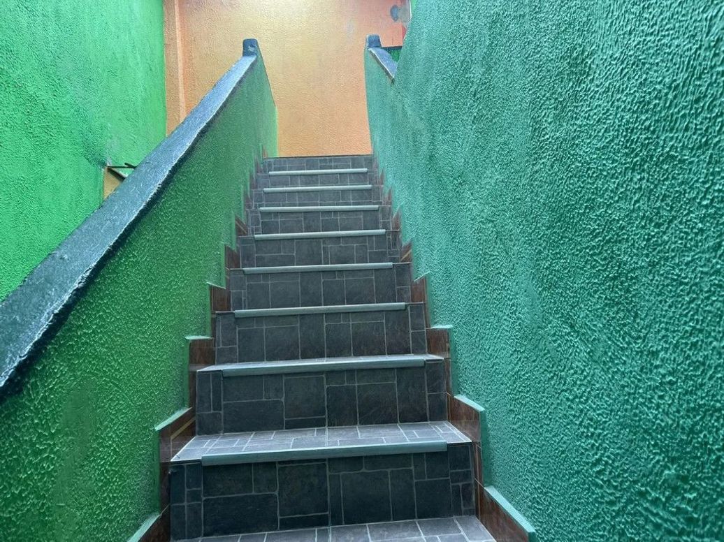 Casa de 14 alcobas en venta en Murillo Toro, Bogotá, 430 m² · foto 7 de 19