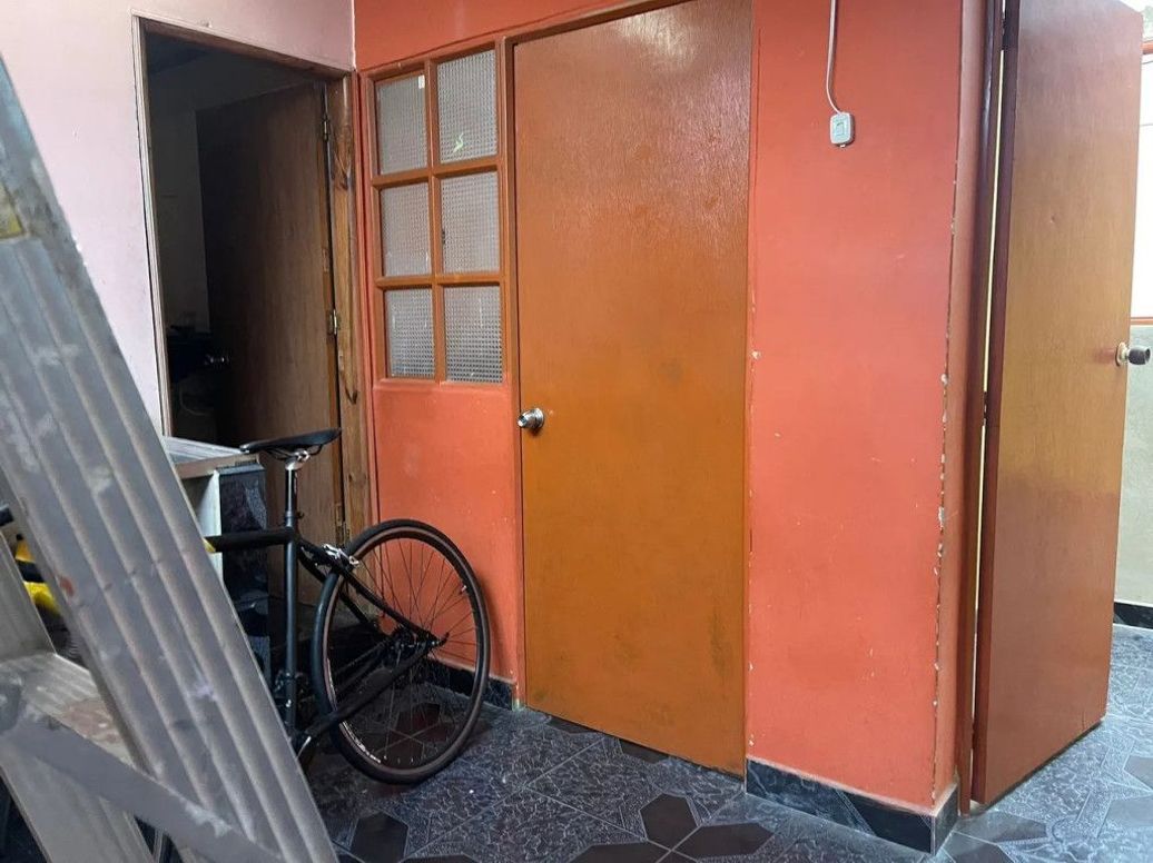 Casa de 14 alcobas en venta en Murillo Toro, Bogotá, 430 m² · foto 8 de 19