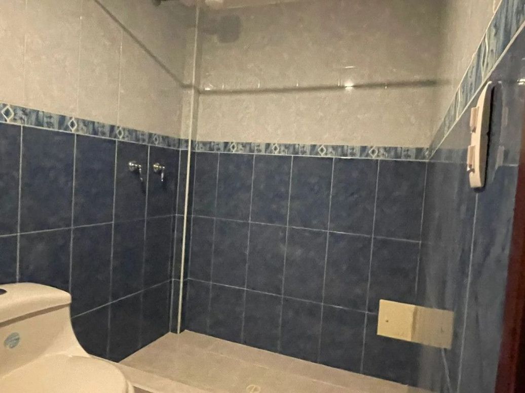 Casa de 5 alcobas en venta en Lombardía, Bogotá, 200 m² · foto 8 de 11