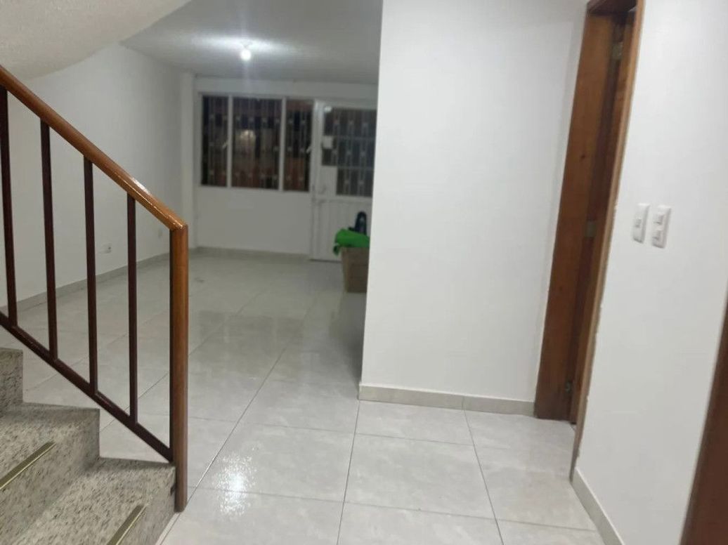 Casa de 5 alcobas en venta en Lombardía, Bogotá, 200 m² · foto 6 de 11