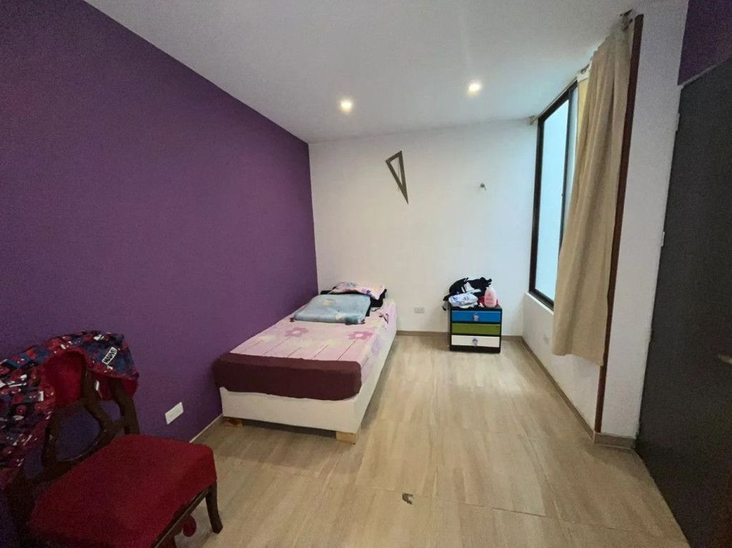 Casa de 7 alcobas en venta en Olaya, Bogotá, 238 m² · foto 8 de 20