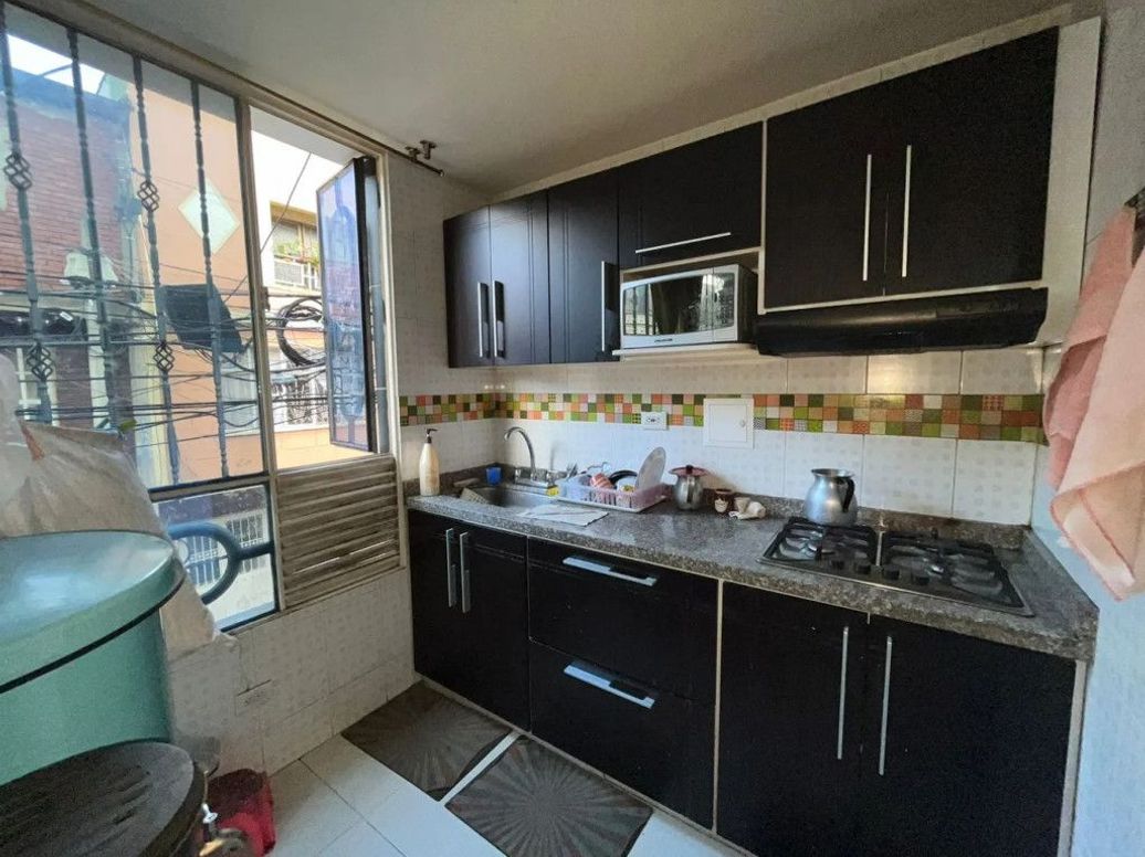 Casa de 7 alcobas en venta en Olaya, Bogotá, 238 m² · foto 15 de 20