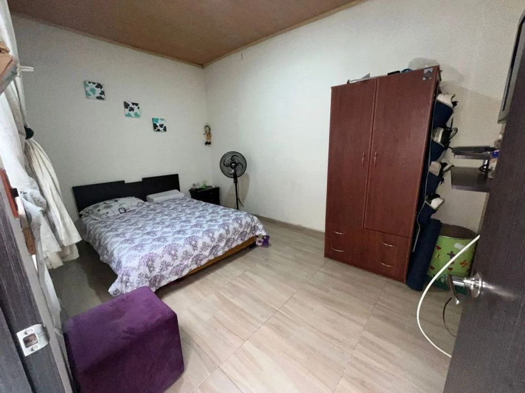 Casa de 7 alcobas en venta en Olaya, Bogotá, 238 m² · foto 5 de 20