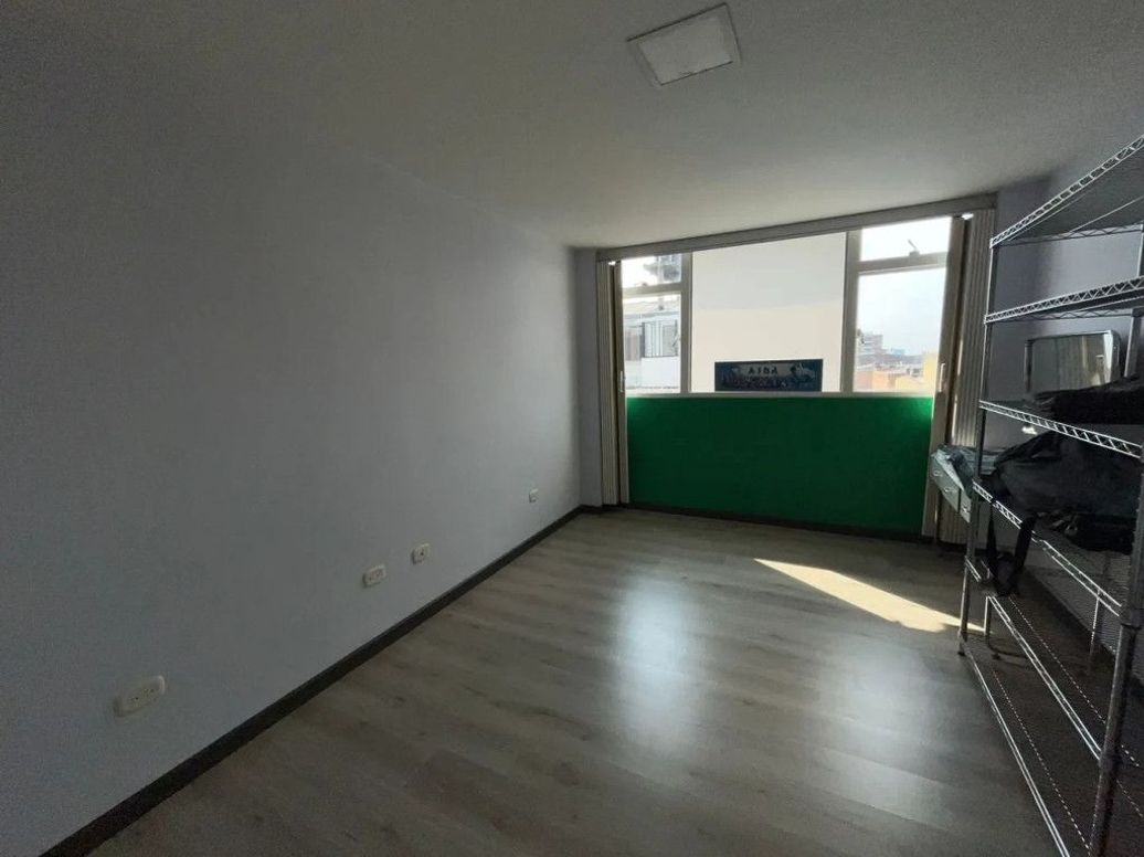 Apartamento de 4 alcobas en venta en La Capuchina, Bogotá, 115 m² · foto 9 de 17