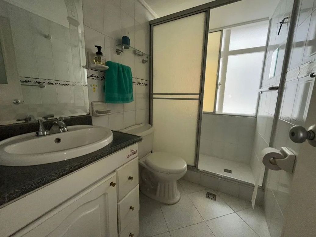 Apartamento de 4 alcobas en venta en La Capuchina, Bogotá, 115 m² · foto 12 de 17