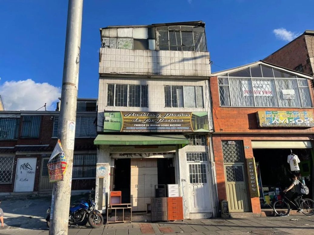 Casa de 5 alcobas en venta en Unifamiliares Avenida Decima, Bogotá, 358 m² · foto 14 de 14