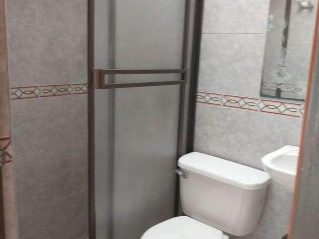 Casa de 6 alcobas en venta en Remanso, Bogotá, 317 m² · foto 9 de 9