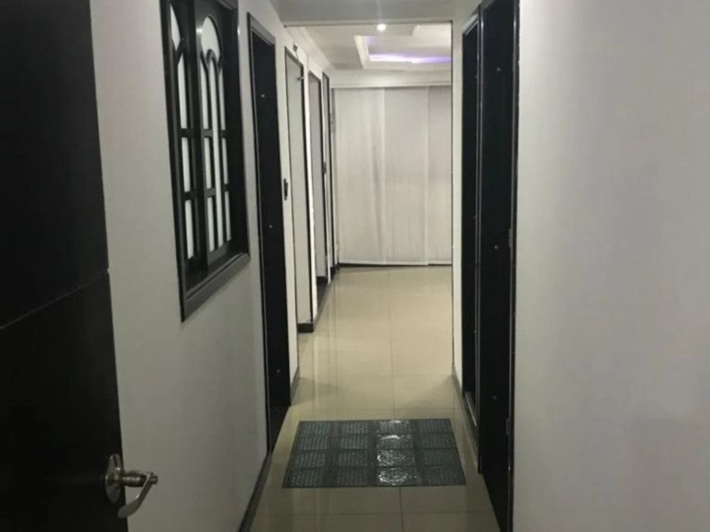 Casa de 7 alcobas en venta en Santa Ana Sur, Bogotá, 250 m² · foto 15 de 20