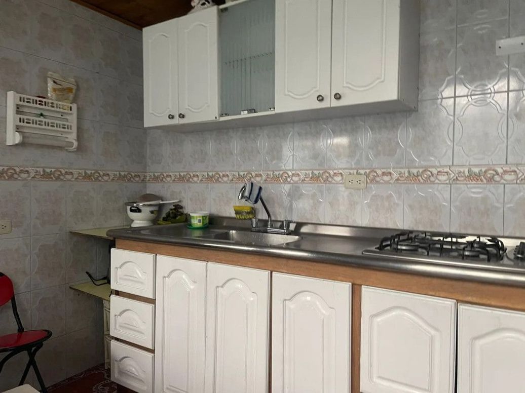 Casa de 10 alcobas en venta en La Fraguita, Bogotá, 163 m² · foto 11 de 20