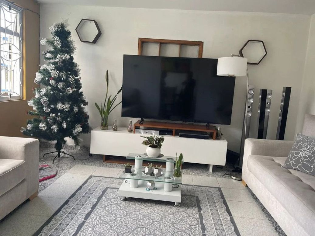 Casa de 10 alcobas en venta en La Fraguita, Bogotá, 163 m² · foto 16 de 20