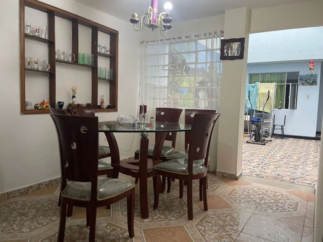Casa de 10 alcobas en venta en La Fraguita, Bogotá, 163 m² · foto 2 de 20