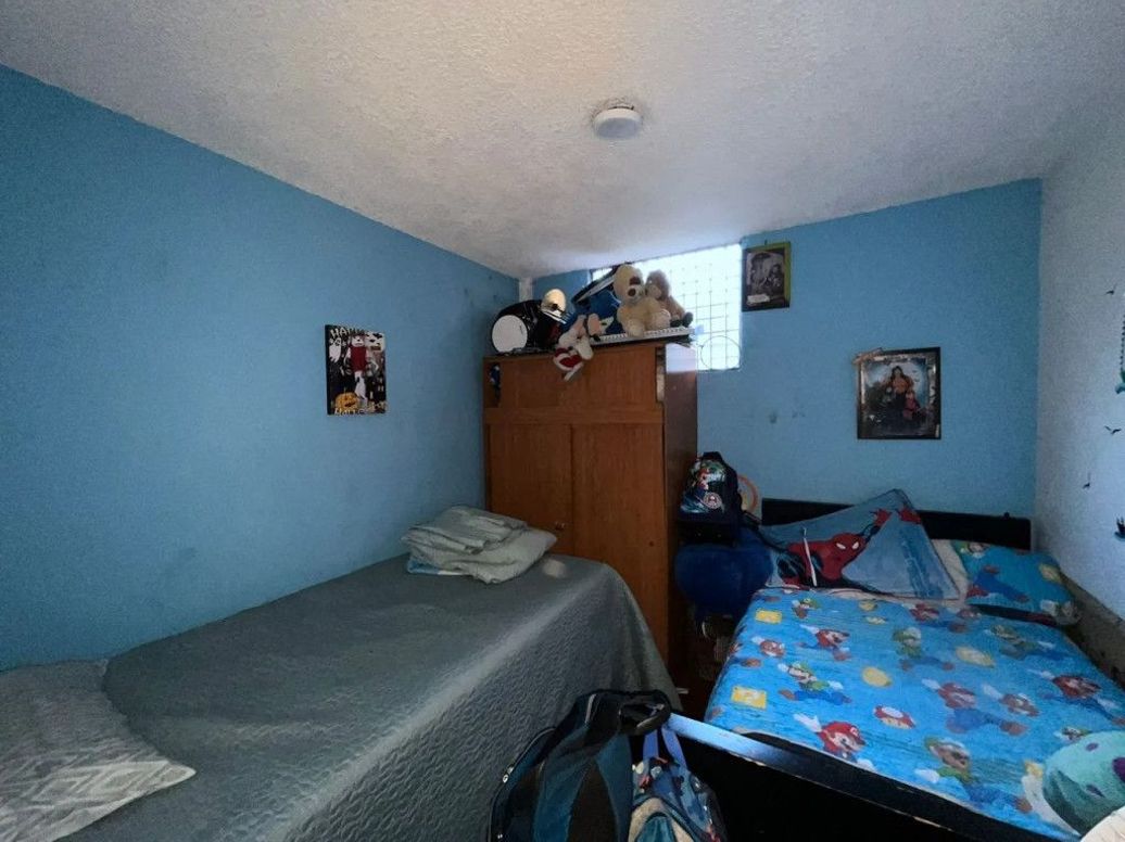 Casa de 10 alcobas en venta en 20 De Julio, Bogotá · foto 2 de 18