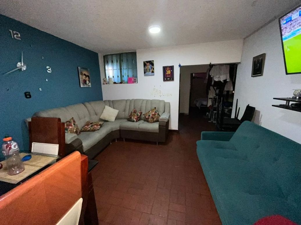 Casa de 10 alcobas en venta en 20 De Julio, Bogotá · foto 4 de 18