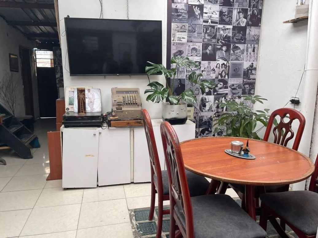 Casa de 10 alcobas en venta en Bravo Paez, Bogotá, 480 m² · foto 3 de 20