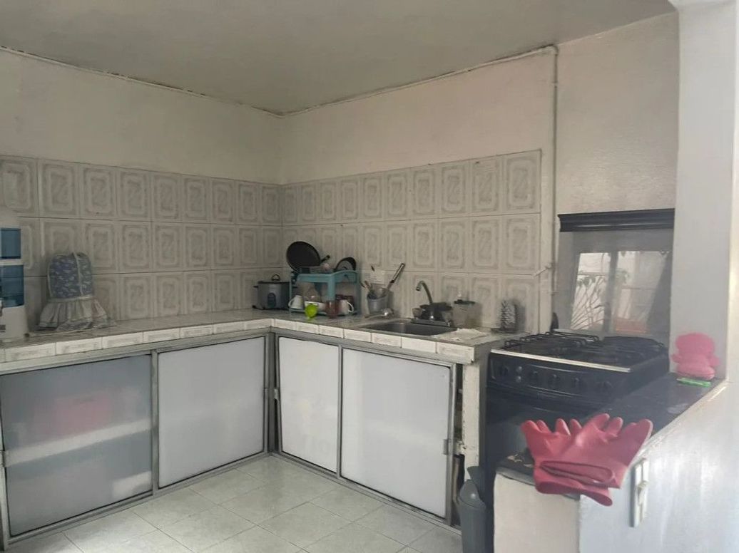Casa de 10 alcobas en venta en Bravo Paez, Bogotá, 480 m² · foto 15 de 20