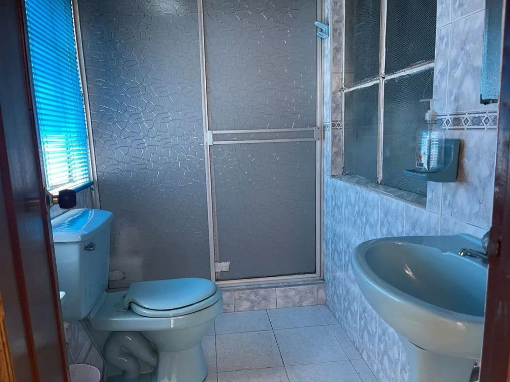 Casa de 10 alcobas en venta en Bravo Paez, Bogotá, 480 m² · foto 20 de 20