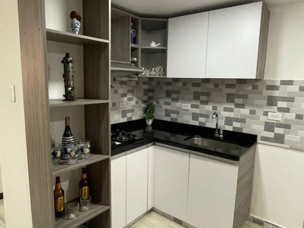 Apartamento de 3 alcobas en venta en Restrepo Occidental, Bogotá, 61 m² · foto 3 de 11
