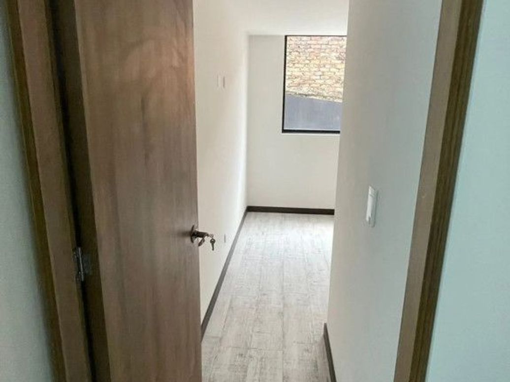 Apartamento de 3 alcobas en venta en Restrepo Occidental, Bogotá, 61 m² · foto 8 de 11