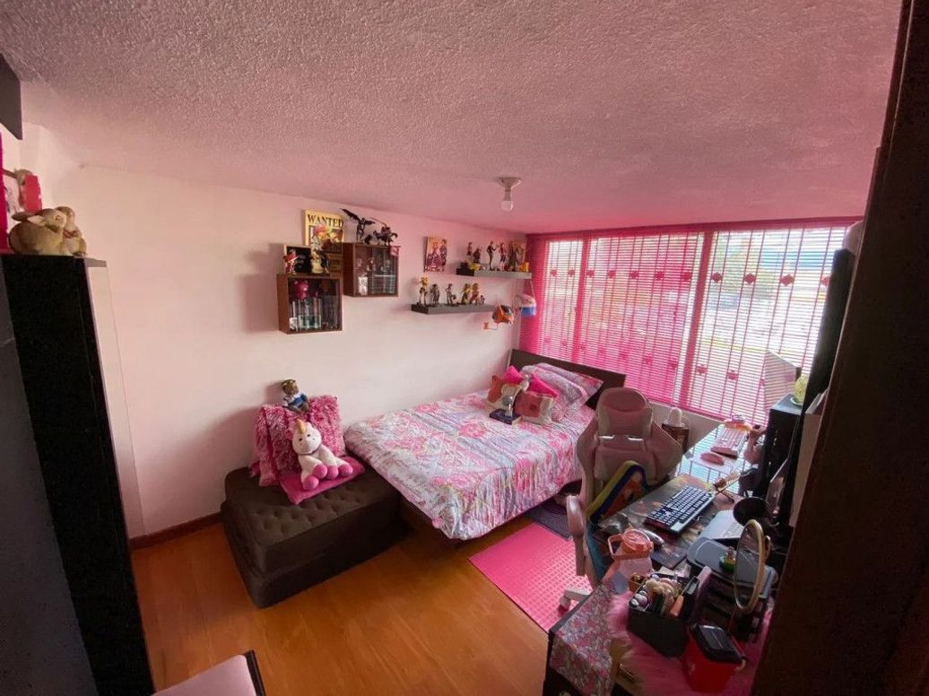 Casa de 3 alcobas en venta en Paris Gaitan, Bogotá, 227 m² · foto 8 de 18