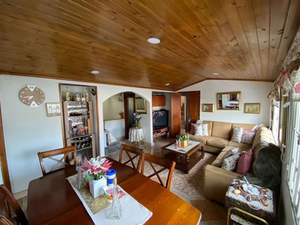 Casa de 3 alcobas en venta en Paris Gaitan, Bogotá, 227 m² · foto 5 de 18