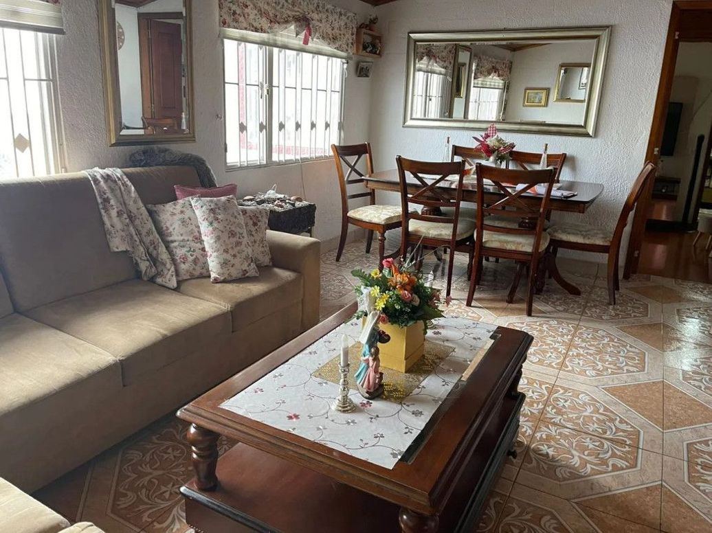 Casa de 3 alcobas en venta en Paris Gaitan, Bogotá, 227 m² · foto 17 de 18