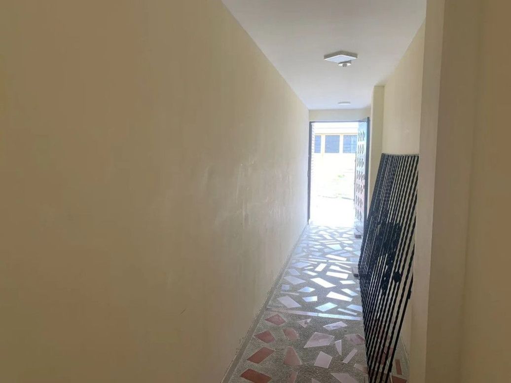 Casa de 12 alcobas en venta en Colombia, Bogotá, 144 m² · foto 3 de 16