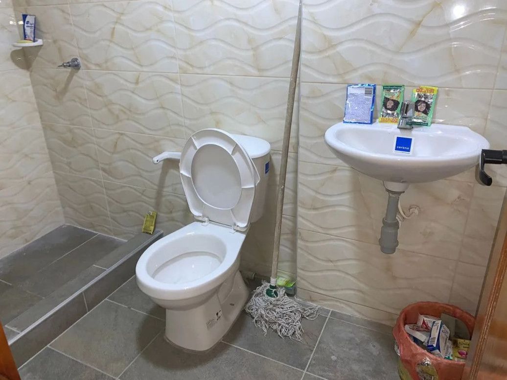 Casa de 12 alcobas en venta en Colombia, Bogotá, 144 m² · foto 5 de 16