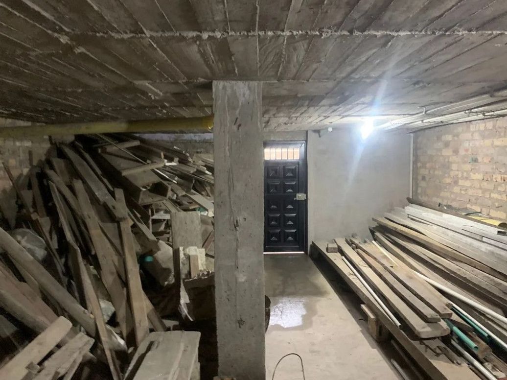 Casa de 12 alcobas en venta en Colombia, Bogotá, 144 m² · foto 6 de 16