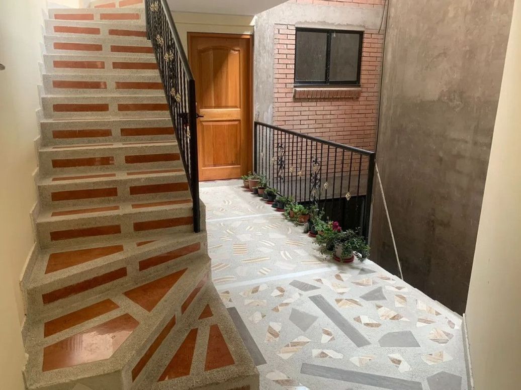 Casa de 12 alcobas en venta en Colombia, Bogotá, 144 m² · foto 12 de 16