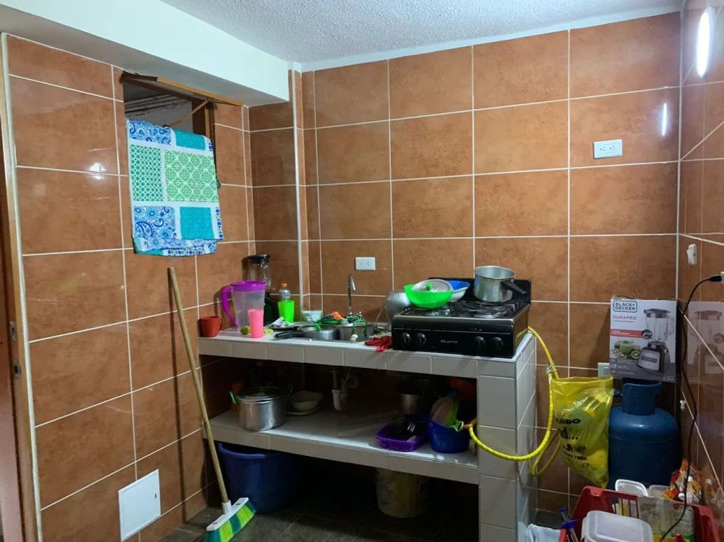 Casa de 12 alcobas en venta en Colombia, Bogotá, 144 m² · foto 13 de 16