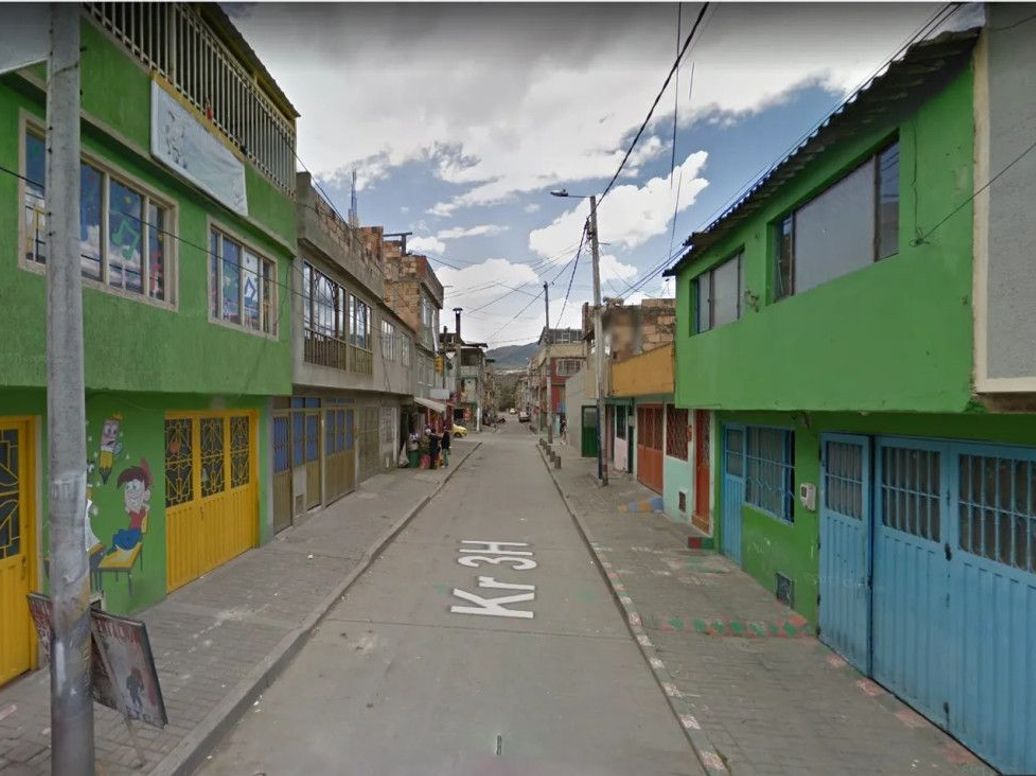 Casa de 4 alcobas en venta en Danubio Azul, Bogotá, 220 m² · foto 2 de 18