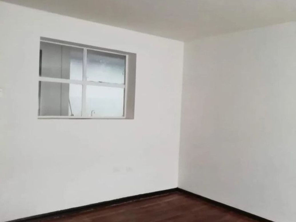 Casa de 6 alcobas en venta en Santander Sur, Bogotá, 250 m² · foto 5 de 17