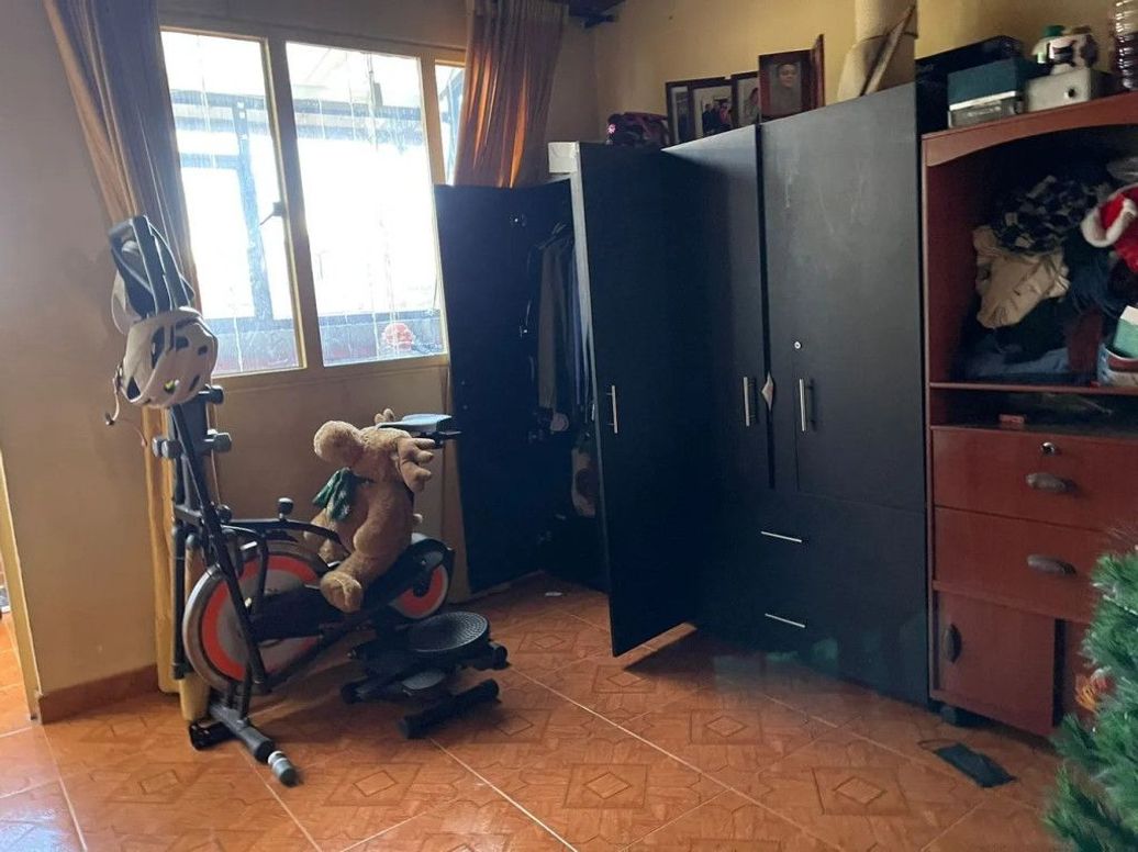 Casa de 9 alcobas en venta en Colombia, Bogotá, 337 m² · foto 3 de 14