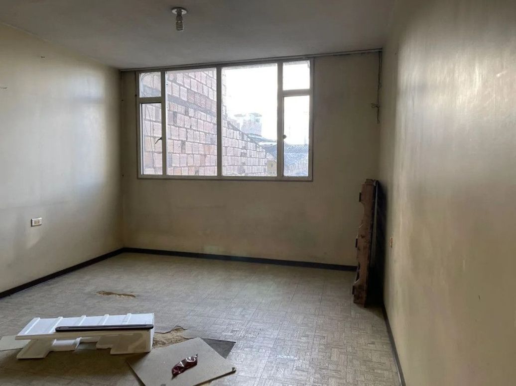 Casa de 9 alcobas en venta en Colombia, Bogotá, 337 m² · foto 8 de 14