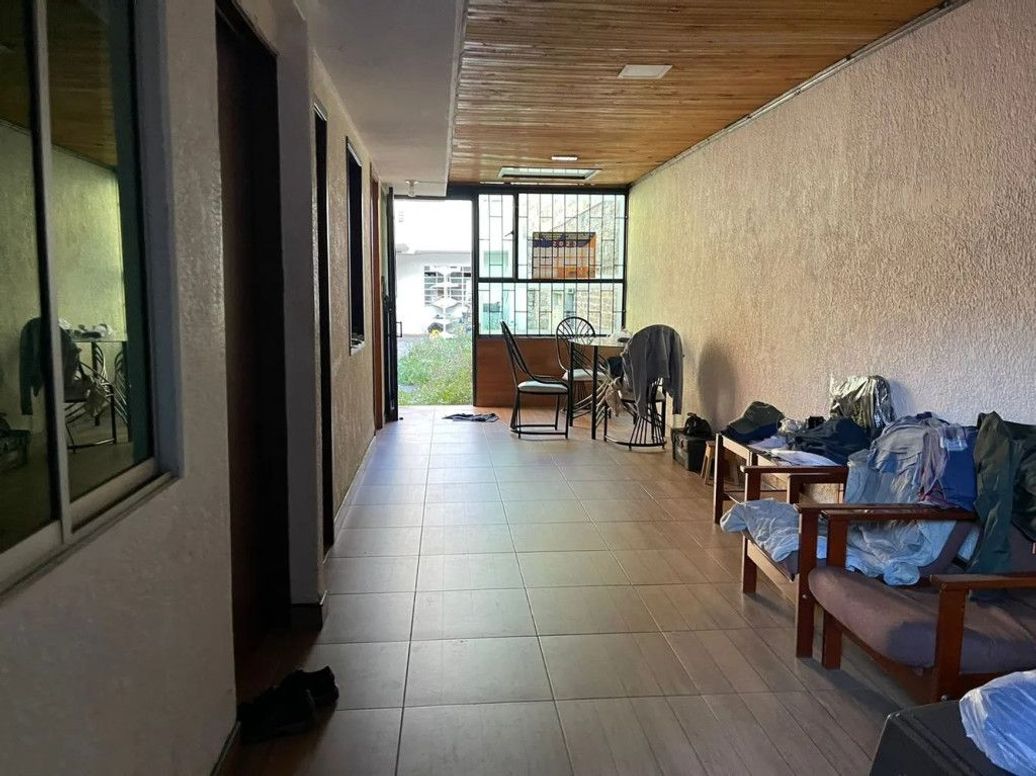 Casa de 9 alcobas en venta en Colombia, Bogotá, 337 m² · foto 11 de 14