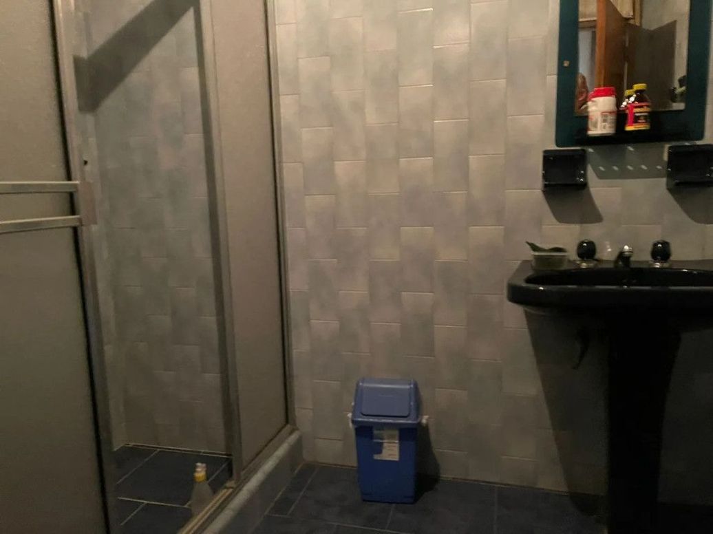 Casa de 9 alcobas en venta en Colombia, Bogotá, 337 m² · foto 13 de 14