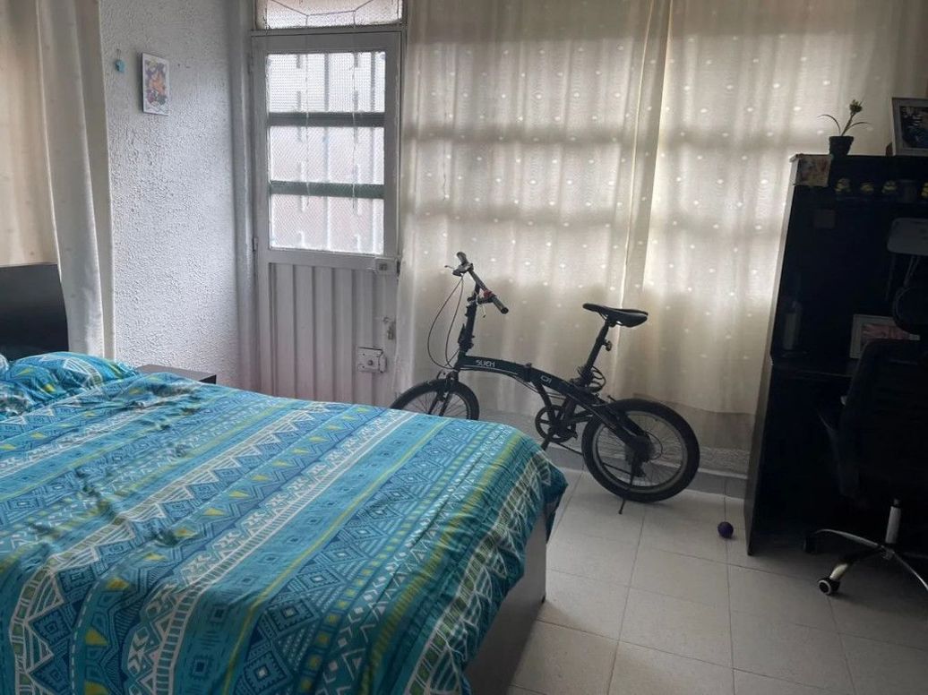 Casa de 9 alcobas en venta en Ospina Perez, Bogotá, 258 m² · foto 14 de 19
