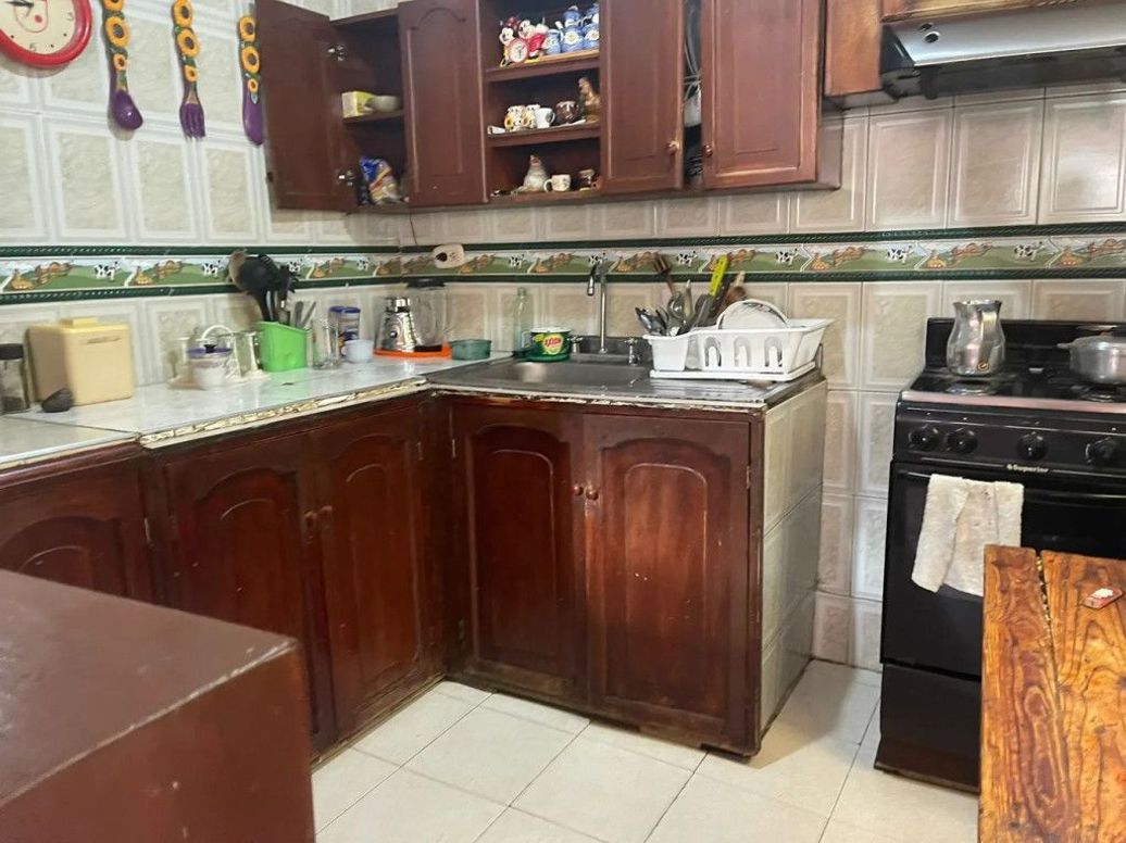 Casa de 9 alcobas en venta en Ospina Perez, Bogotá, 258 m² · foto 17 de 19