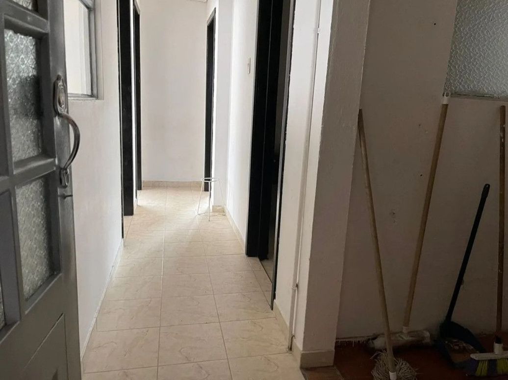 Casa de 8 alcobas en venta en La Merced Norte, Bogotá, 270 m² · foto 12 de 20