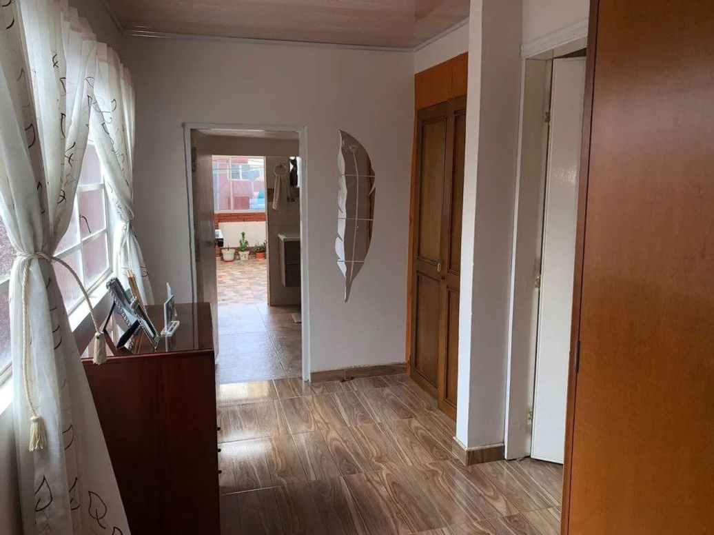 Casa de 9 alcobas en venta en La Cabrera, Bogotá, 451 m² · foto 15 de 20