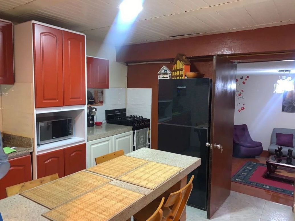 Casa de 9 alcobas en venta en La Cabrera, Bogotá, 451 m² · foto 13 de 20