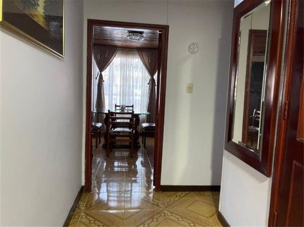 Apartamento de 4 alcobas en venta en Caracas, Bogotá, 107 m² · foto 5 de 19