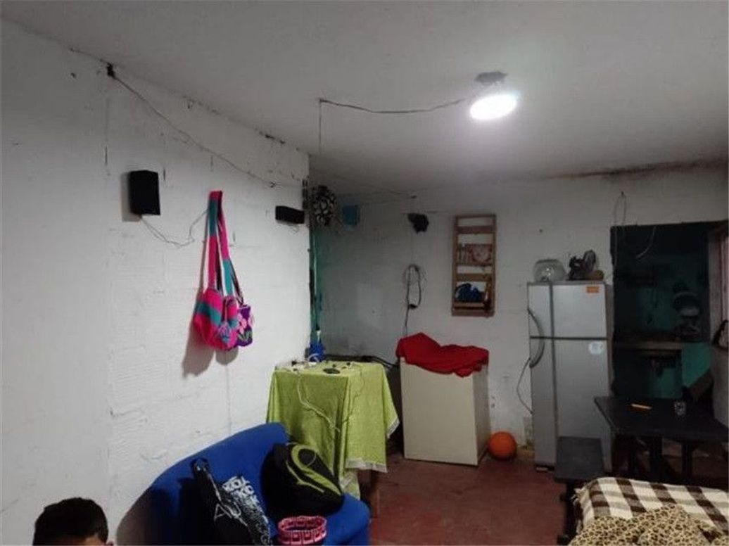 Casa de 9 alcobas en venta en Chico Sur, Bogotá, 196 m² · foto 18 de 19
