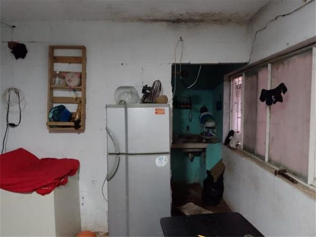 Casa de 9 alcobas en venta en Chico Sur, Bogotá, 196 m² · foto 17 de 19