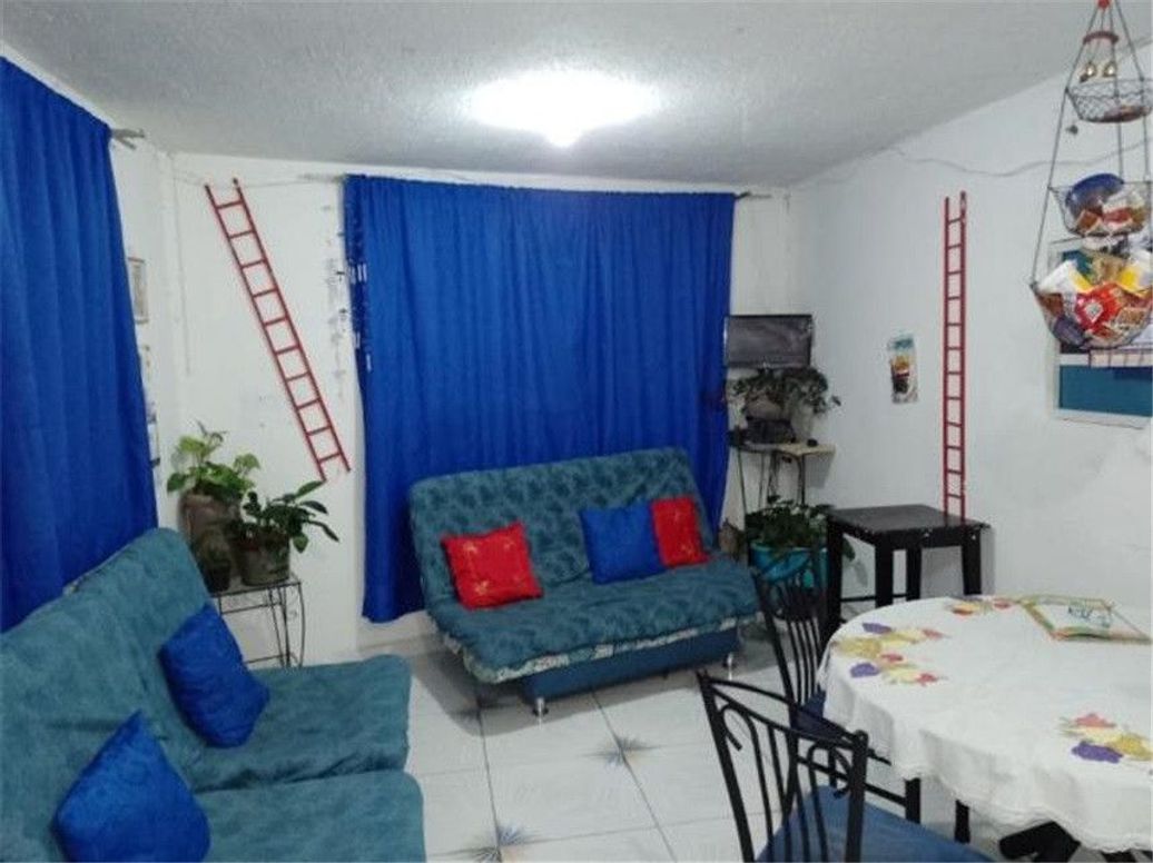 Casa de 9 alcobas en venta en Chico Sur, Bogotá, 196 m² · foto 15 de 19