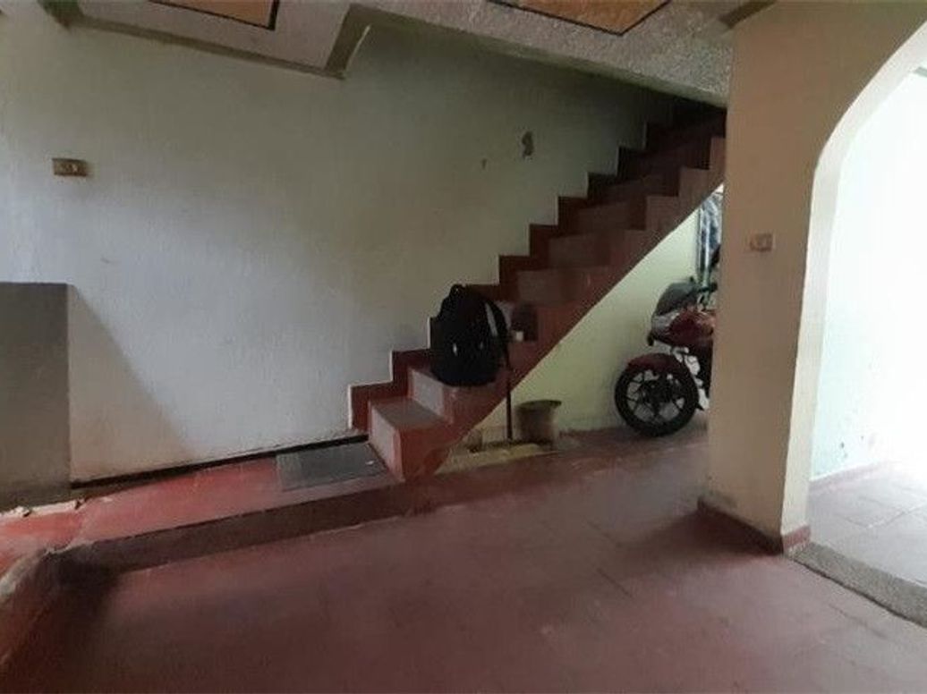 Casa de 5 alcobas en venta en Los Libertadores De San Ignacio, Bogotá, 300 m² · foto 9 de 20
