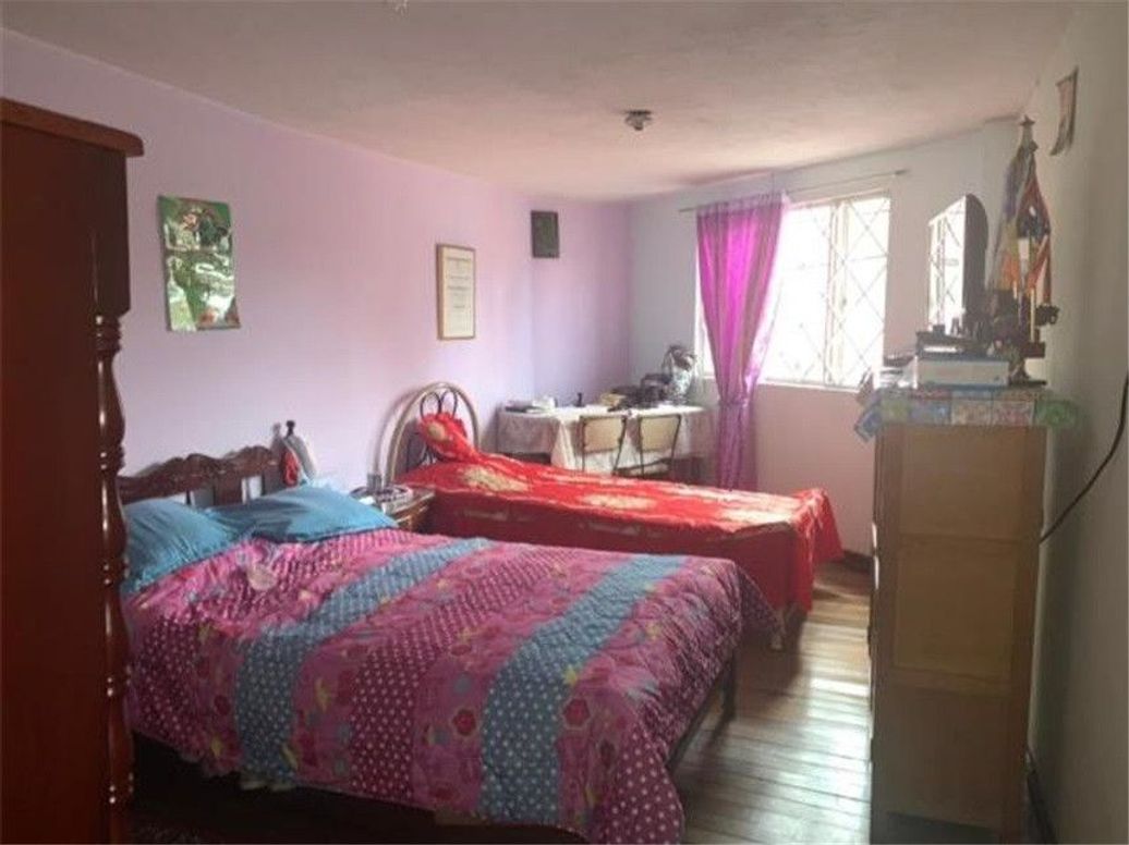 Casa de 8 alcobas en venta en Ingles, Bogotá, 365 m² · foto 18 de 20