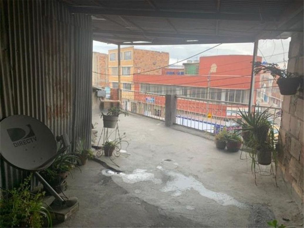 Casa de 8 alcobas en venta en Ingles, Bogotá, 365 m² · foto 17 de 20