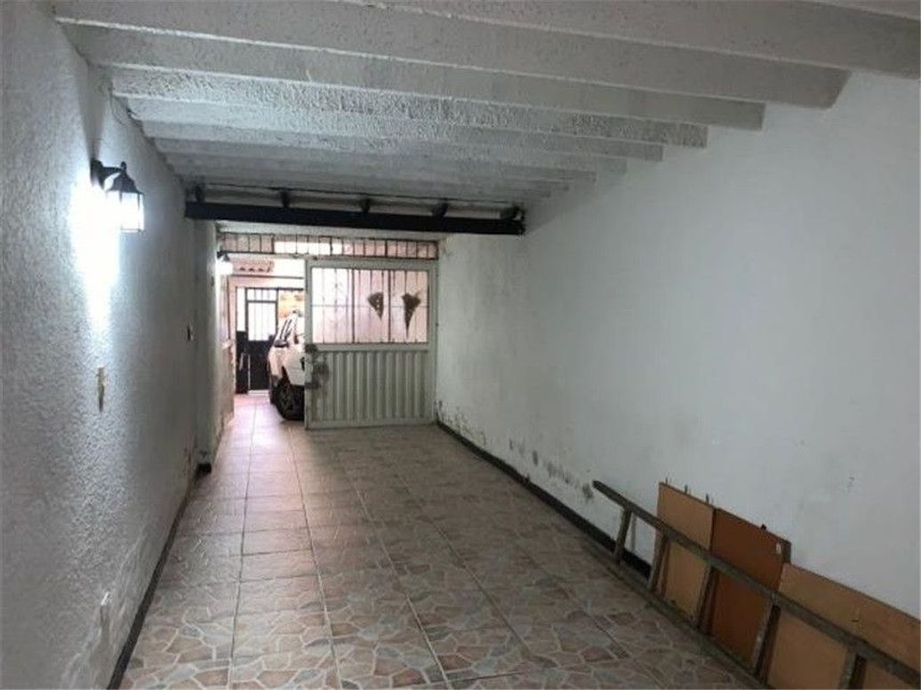 Casa de 4 alcobas en venta en Autopista Muzu 0riental, Bogotá, 174 m² · foto 3 de 15
